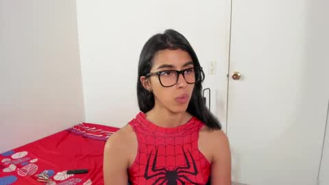 Snapshot of mazikeen_18 chatting on June 8, 1:11 pm mazikeen_18 online show from June 8, 1:11 pm