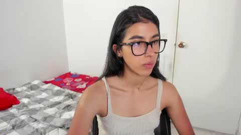 mazikeen_18 online show from July 28, 2:35 pm