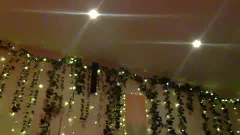 mazl0w online show from December 31, 6:24 pm