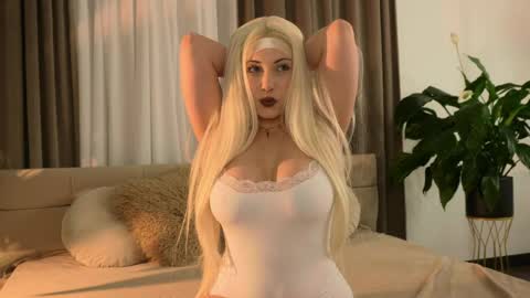 Mazy online show from May 2, 8:36 pm
