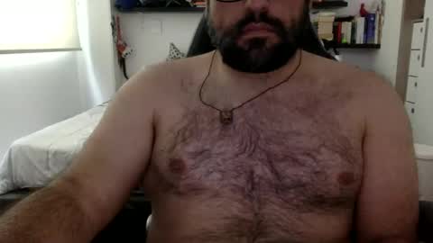 Snapshot of mbotve chatting on October 19, 7:36 pm VzlaMan online show from October 19, 7:36 pm