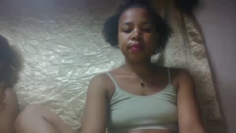 mbotyfeliciaa online show from November 28, 7:05 pm