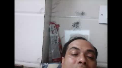 Snapshot of mcaraj2 chatting on April 17, 6:55 pm mcaraj2 online show from April 17, 6:55 pm
