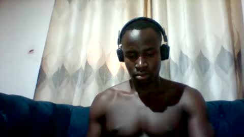 Snapshot of mclntz_bbc chatting on May 14, 8:10 am mclntz_bbc online show from May 14, 8:10 am