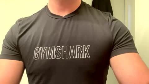 Snapshot of mcr8080 chatting on January 17, 3:22 pm mcr8080 online show from January 17, 3:22 pm