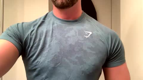 Snapshot of mcr8080 chatting on January 18, 2:23 pm mcr8080 online show from January 18, 2:23 pm