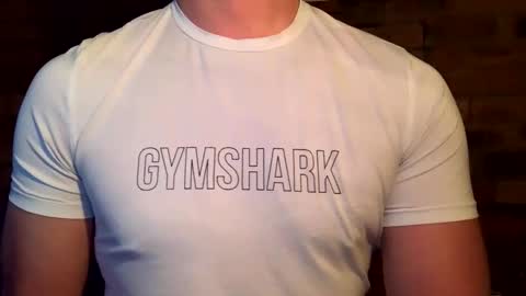 Snapshot of mcr8080 chatting on February 28, 5:37 am mcr8080 online show from February 28, 5:37 am