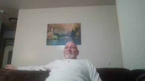 Snapshot of mdane99 chatting on December 18, 11:40 pm mdane99 online show from December 18, 11:40 pm