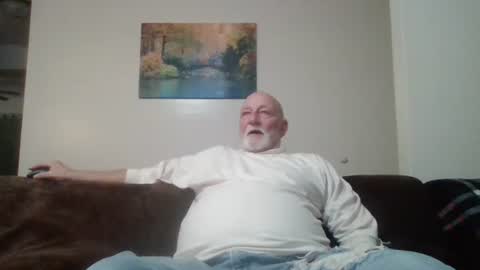 Snapshot of mdane99 chatting on December 28, 12:26 am mdane99 online show from December 28, 12:26 am