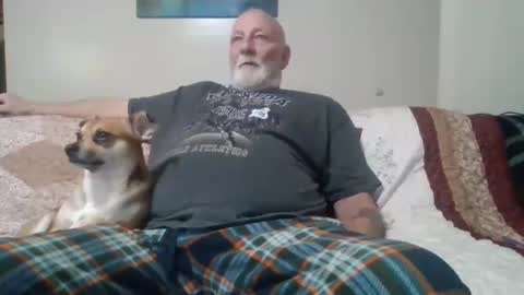 Snapshot of mdane99 chatting on January 6, 11:42 pm mdane99 online show from January 6, 11:42 pm