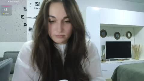 Melissa online show from December 16, 2:16 pm