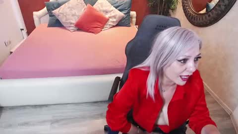 meamandax online show from February 17, 11:23 am