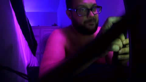 Snapshot of mecrago chatting on September 30, 8:19 am mecrago online show from September 30, 8:19 am