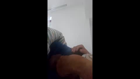 Snapshot of medeni62 chatting on May 26, 5:14 am medeni62 online show from May 26, 5:14 am