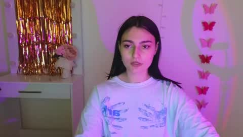 Dina online show from March 9, 4:22 pm