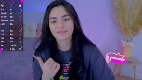 Dina online show from March 12, 5:19 pm