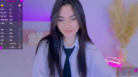Dina online show from March 27, 9:25 pm