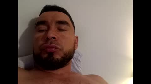 Snapshot of medina_chelo91 chatting on October 19, 4:57 am medina_chelo91 online show from October 19, 4:57 am