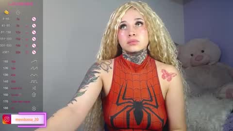 Snapshot of medusa_20 chatting on December 23, 11:14 am Johana online show from December 23, 11:14 am