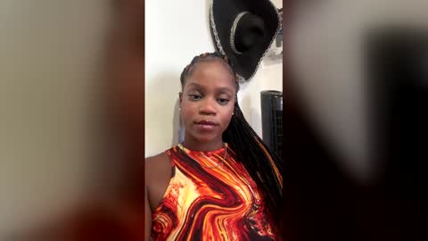 Snapshot of medusa_hill4 chatting on May 23, 7:07 pm medusa_hill4 online show from May 23, 7:07 pm
