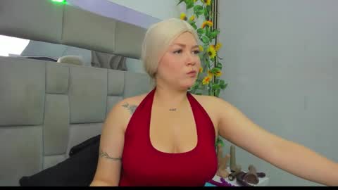 MedusaOwens online show from June 1, 1:02 pm
