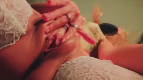 Snapshot of meeeewmeeeeow chatting on November 4, 9:25 pm meeeewmeeeeow online show from November 4, 9:25 pm