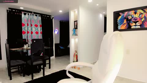 Snapshot of meelanyalejandraa chatting on January 17, 12:20 am MelanyAlejandra online show from January 17, 12:20 am