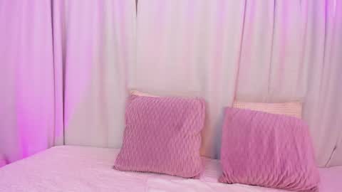 Melody online show from February 25, 4:00 am