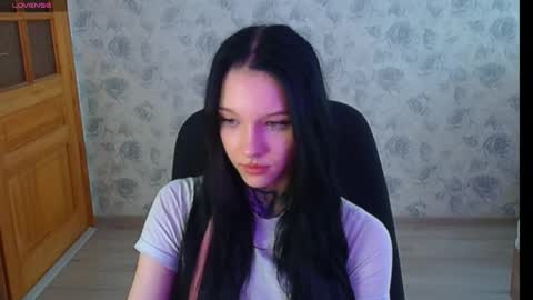 Snapshot of mefwhore chatting on March 10, 8:37 am mefwhOre online show from March 10, 8:37 am