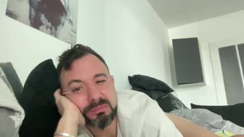 Snapshot of mega1185264 chatting on November 23, 10:15 am mega1185264 online show from November 23, 10:15 am