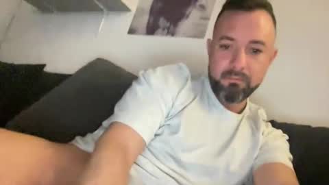 mega1185264 online show from February 14, 8:16 pm