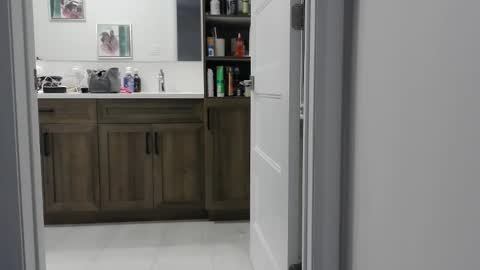 Snapshot of megadon1990 chatting on December 14, 1:44 am megadon1990 online show from December 14, 1:44 am