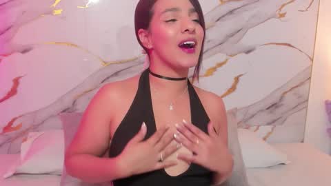 Snapshot of megan__monroe chatting on November 11, 9:26 pm megan__monroe online show from November 11, 9:26 pm