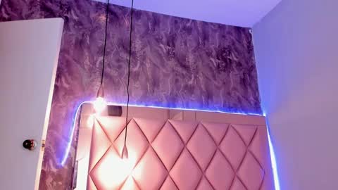 M E G A N online show from January 22, 1:10 am