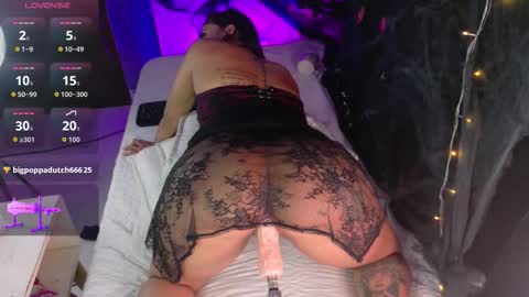 Megan  online show from October 25, 4:02 pm