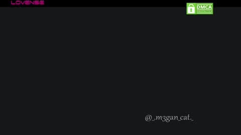 Snapshot of megan_cat chatting on November 14, 11:31 am megan_cat online show from November 14, 11:31 am