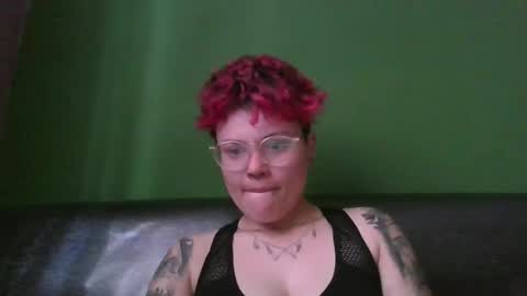 Megan and sophi online show from December 1, 9:26 pm