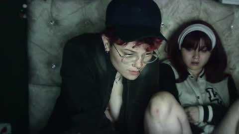 Megan and sophi online show from January 11, 8:43 am