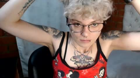 Snapshot of megan_coop3r_ chatting on July 26, 2:09 am Megan and sophi online show from July 26, 2:09 am