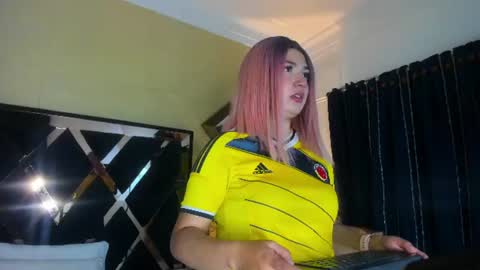     online show from July 7, 11:36 am