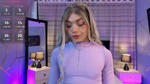 megan do santos online show from November 26, 8:43 pm