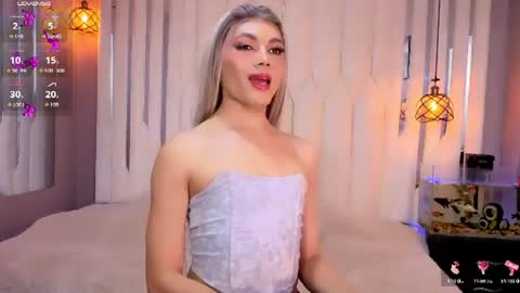 megan do santos online show from July 11, 8:22 pm