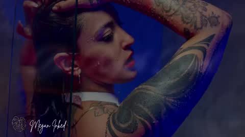 Snapshot of megan_inked_ chatting on June 28, 3:23 am online show from June 28, 3:23 am