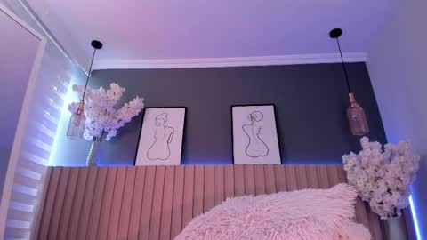     online show from February 15, 2:55 pm