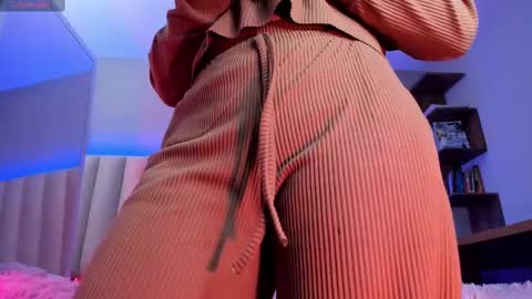     online show from February 19, 12:00 pm