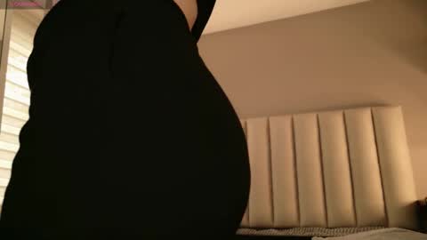     online show from October 1, 12:11 pm