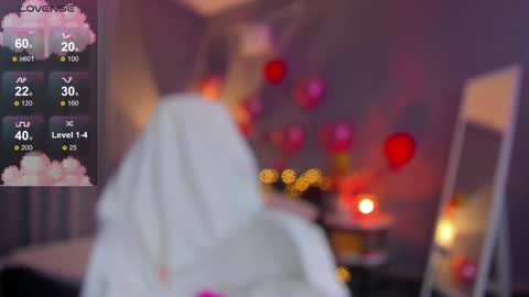 Megan Nelson online show from February 19, 1:28 pm