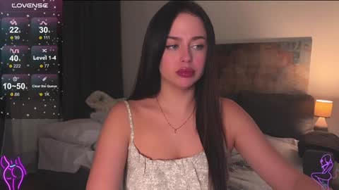 Snapshot of megan_nilson chatting on January 27, 6:20 pm Megan online show from January 27, 6:20 pm