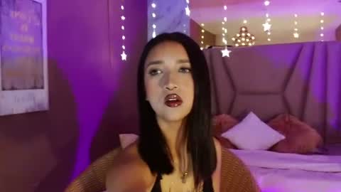 megan_saint online show from June 19, 2:21 pm