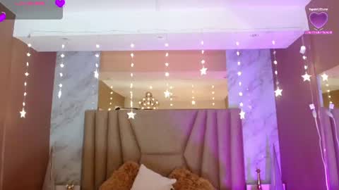 megan_saint online show from July 15, 2:00 pm